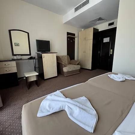 Golden Otel 3*